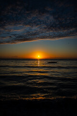 Boot im Sonnenaufgang