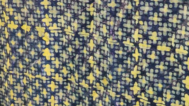 How to dye indigo fabric with wax painting