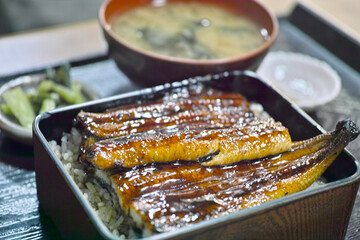 鰻重