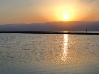 Naklejka premium Landscape surise on the Dead sea.