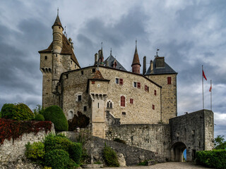 Obraz premium Château de Menthon-Saint-Bernard. Sleeping Beauty Castle