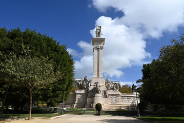 Fototapeta premium Le Monument de la Constitution de 1812 construit en 1912 par l'administration espagnole