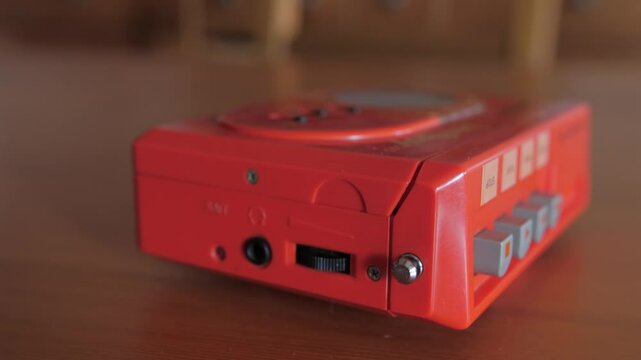 take cassette from walkman 4k