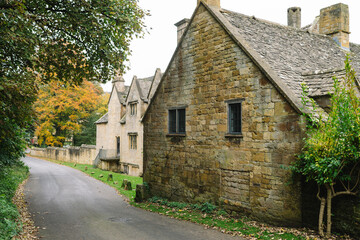 English Countryside Limestone Cottages and Houses in Snowshill Broadway The Cotswolds in Autumn - perfect autumnal tourism scene for tourists, chocolate box and jigsaw puzzle perfect