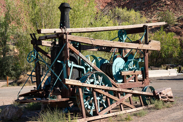 beautiful rusting vintage american industrial technology