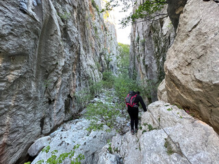 Obraz premium Mala Paklenica Canyon, Seline (Paklenica National Park, Croatia) - Die Schlucht von Mala Paklenica, Seline (Nationalpark, Kroatien) - Kanjon Male Paklenice (Nacionalni park Paklenica, Hrvatska)
