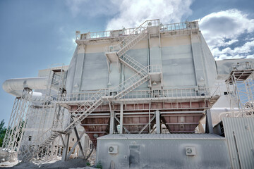 Blocks of bag filters and air cyclones at silica factory