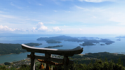 ドローンで撮影した「倉岳山」の景色