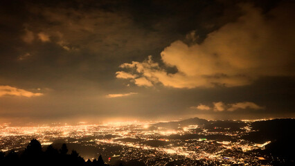 米の山展望台の夜景