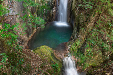 寂地峡五竜の滝の「龍頭の滝」