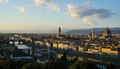 Panorámica de Florencia al atardecer desde Piazzale Michelangelo
