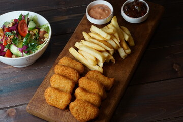 nugget and chip plate
