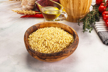 Italian raw dry pasta risoni