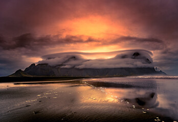 Sonnenuntergang Island