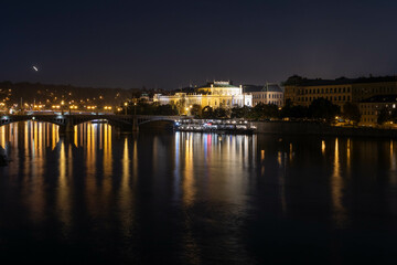 Prag, photo taken by vltava river
