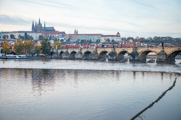 Obraz premium Prag city center, photographed by Vltava River with the fortress and Charles bridge 