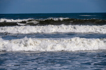 Fototapeta premium 白波たつ銚子の海