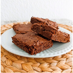 4 brownies, pastelito de chocolate