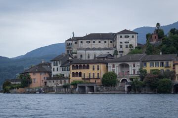 VILA DE ORTA SAN GIULIO , ILHA DE ORTA SAN GIULIO
