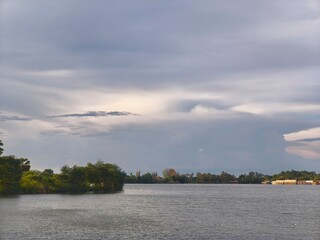 river thames at sunset