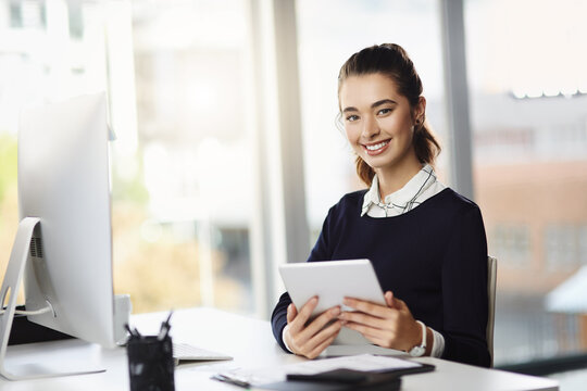 Business woman, tablet and portrait with smile, tech and writing intern with social media. Office, happy and website with digital journalism with online learning and confidence at creative startup