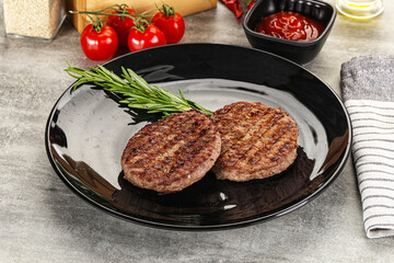 Grilled two beef burger cutlet