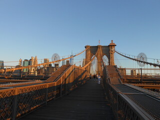 Fototapeta premium Brooklyn Bridge and skyscrapers