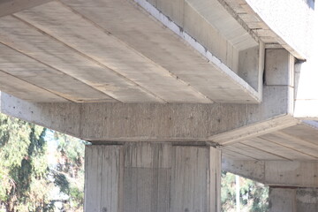  connection of various concrete bridge. Underside view. 