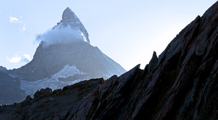 Matterhorn mit einer Wolke