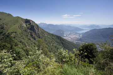 Paysage à coté du lac majeure