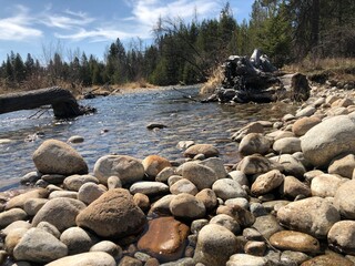 Obraz premium river and rocks