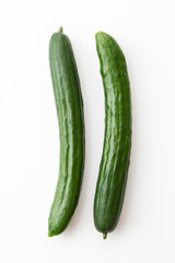 白背景にきゅうり