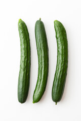 白背景にきゅうり