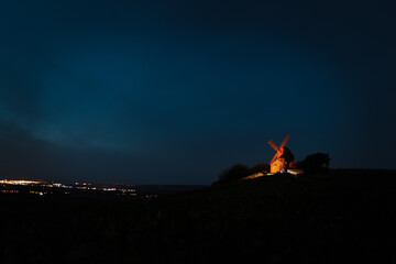 Nuit sur le Moulin de Verzenay