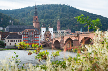Heidelberg Alte Br&uuml;cke im Herbst.