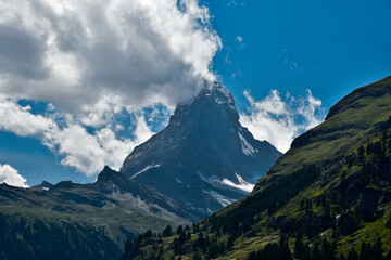 Fototapeta premium clouds over the mountain