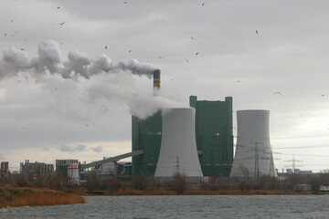 Atomkraftwerk in der Nähe von Halle (Sachsen-Anhalt)