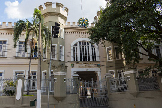CPOR entrada - SAO PAULO, SP, BRAZIL - JANUARY 30, 2021: Headquarters of CPOR SP - reserve officer preparation center of Sao Paulo, an important military school, located in the Santana district.