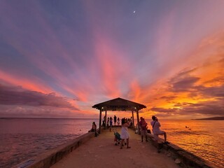 Waikiki Sunset - Hawaiian Beach Ocean Sky