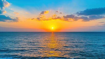 Obraz premium Serene Sunset Over Tranquil Ocean Waters