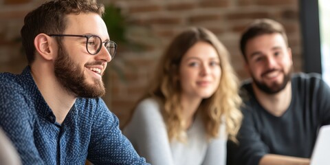Fototapeta premium Group of friends enjoying a casual conversation, indoor setting.