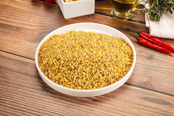 Dry wheat bulgur fow cooking