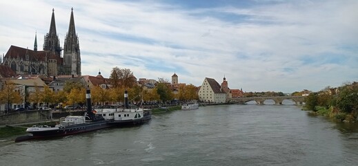 Obraz premium view of the old town of Regensburg in Germany