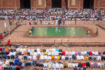 Muslims giving prayers at the mosque at the Taj Mahal