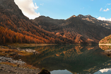 lago autunno pian Palu Pejo Val di Sole Trentino 