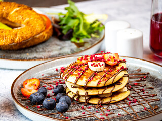 pancakes with blueberries