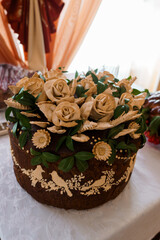 Elegant Floral Cake with Intricate Decorations