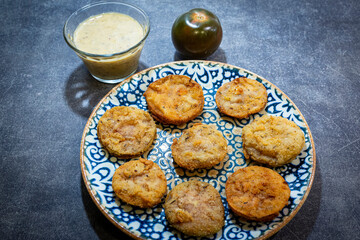 VERDURAS EN TEMPURA CON SALSA DE MIEL Y MOSTAZA