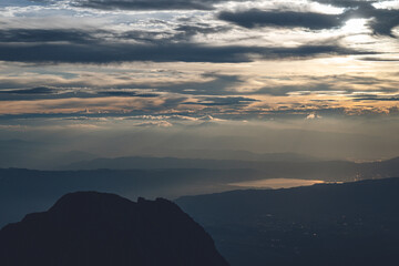 八ヶ岳 赤岳頂上山荘からの夕焼け空
