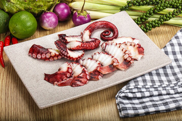 Jamanese cuisine - sashimi with octopus